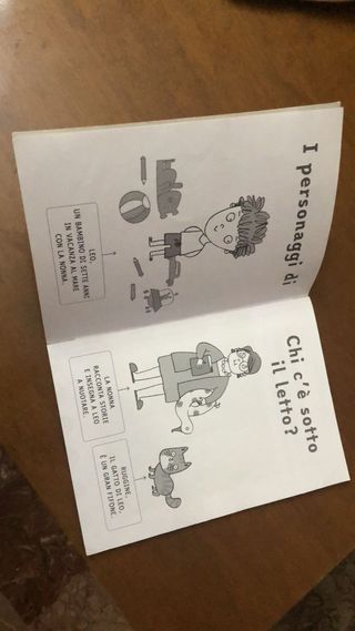 Libretto per bambini"Chi c'è sotto il letto"