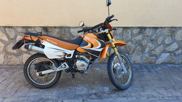 Moto MX ONDA 125 (PRECIO NEGOCIABLE)