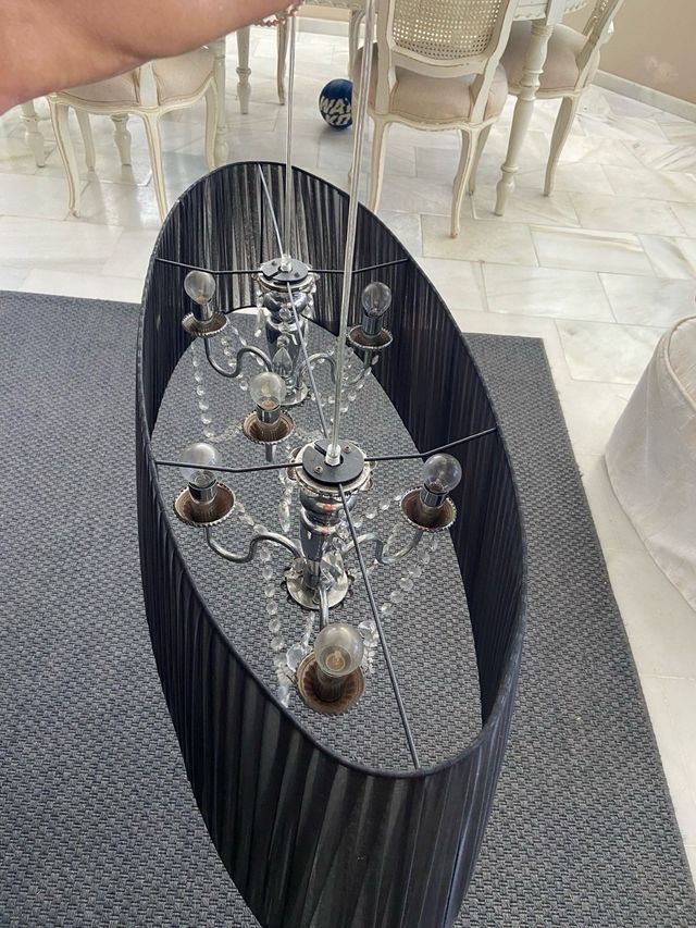 Lampara negra salon comedor