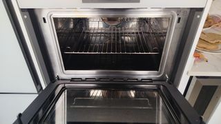Horno compacto Balay cristal blanco