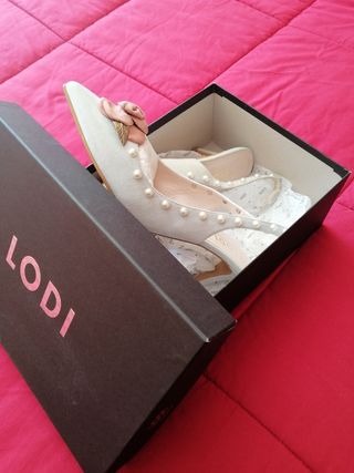 Zapatos tacón LODI nuevos