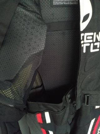 Mono traje moto alta gama NUEVO talla 56 y 58.