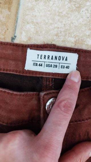 Pantaloni marroni
