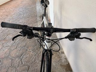 Bicicleta de carretera Apollo