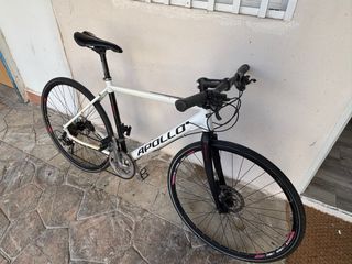 Bicicleta de carretera Apollo