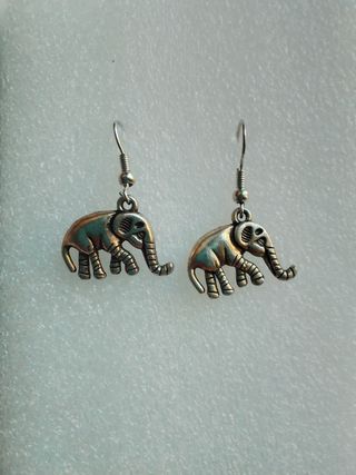 Pendientes bisutería elefante suerte
