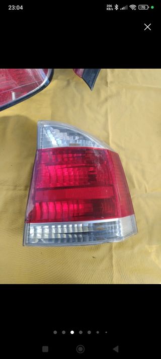 Pilotos traseros Opel