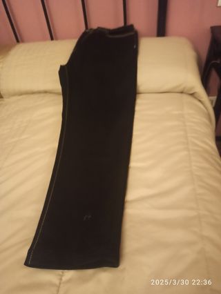 Pantalones nuevos muy originales tipo va
