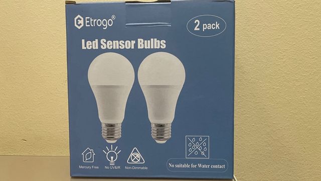 BOMBILLAS LED CON SENSOR Y CREPUSCULAR