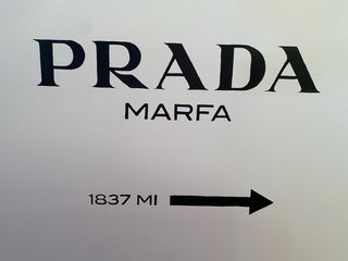 Lienzo PRADA MARFA