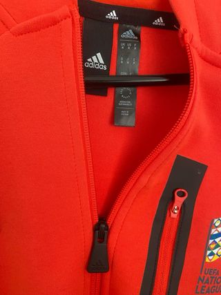 Chaqueta adidas talle M edicion limitada UEFA N.L