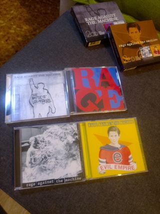 4 Cd's rage against the machine