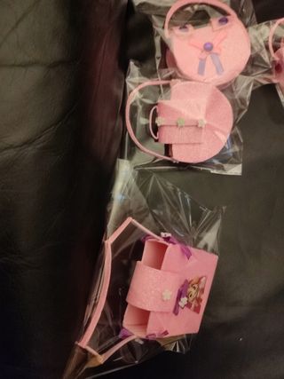 Lote de bolsitos niña..nuevos. ideales para regalo