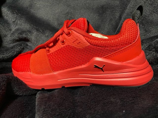 zapatillas 35,5 puma nuevas
deportivas rojo