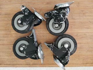 4 ruote girevoli con placca di aggancio