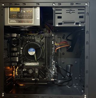 PC INTEL I5 8500 16GB DDR4