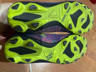 Botas futbol niño
