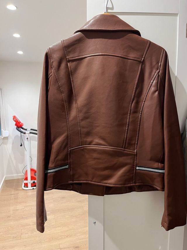 Cazadora Mango marron