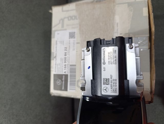 Consola central Mercedes A1669008422