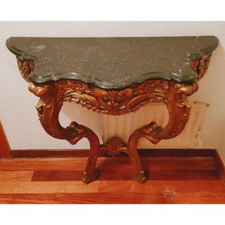 Consola de madera y mármol