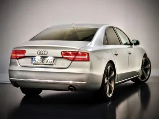 Audi A8 2012