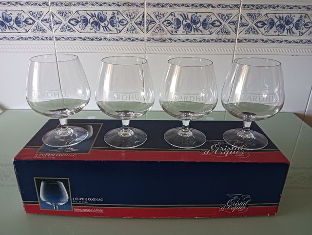 8 Copas de bolón para coñac CARDHU