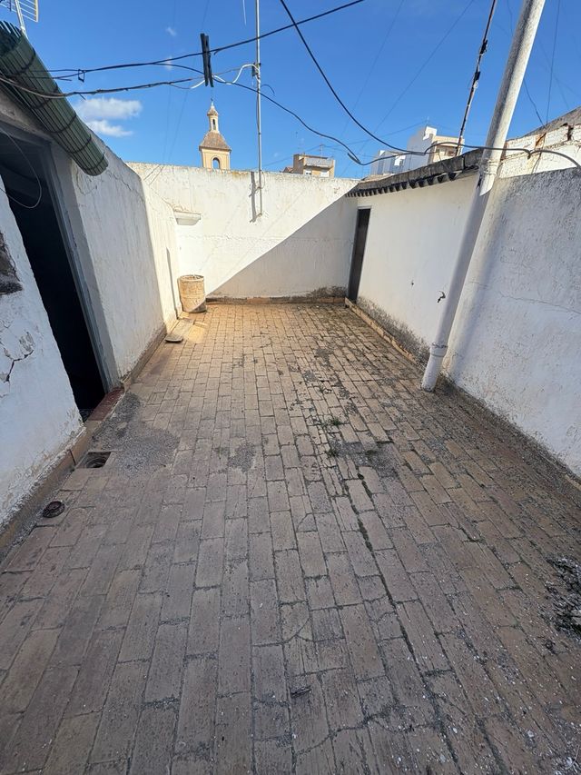 SE VENDE CASA EN C/ CARNICERIA