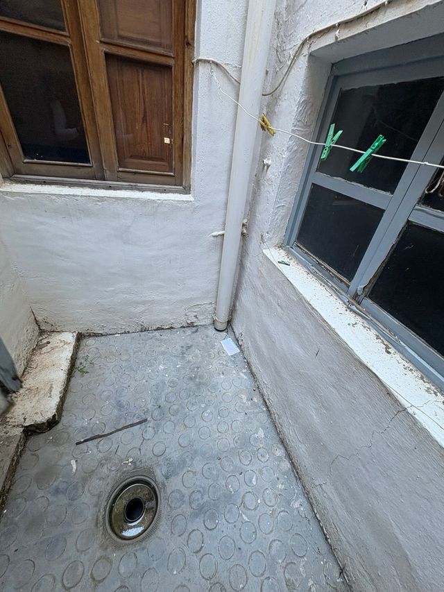 SE VENDE CASA EN C/ CARNICERIA