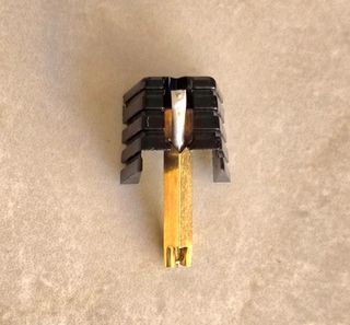 AGUJA TOCADISCOS - SHURE 33 DIAMANTE