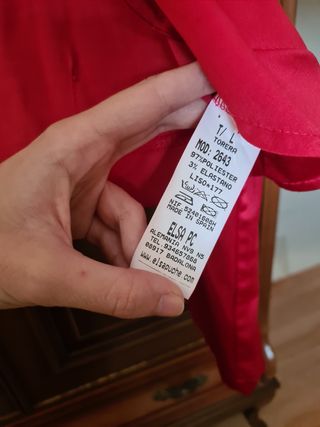 Chaqueta torera color rojo