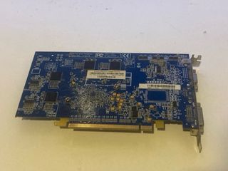 Tarjeta gráfica ATI Radeon X800 GTO 256MB