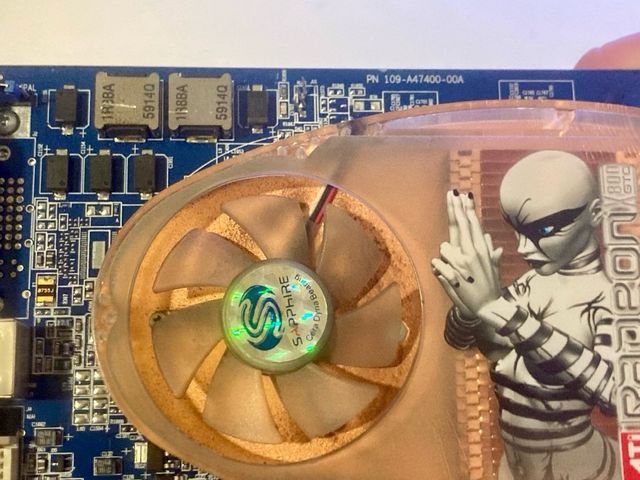 Tarjeta gráfica ATI Radeon X800 GTO 256MB