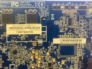 Tarjeta gráfica ATI Radeon X800 GTO 256MB