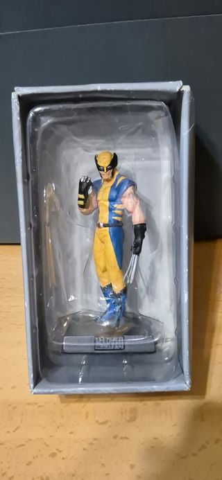 Figura plomo Lobezno LEER