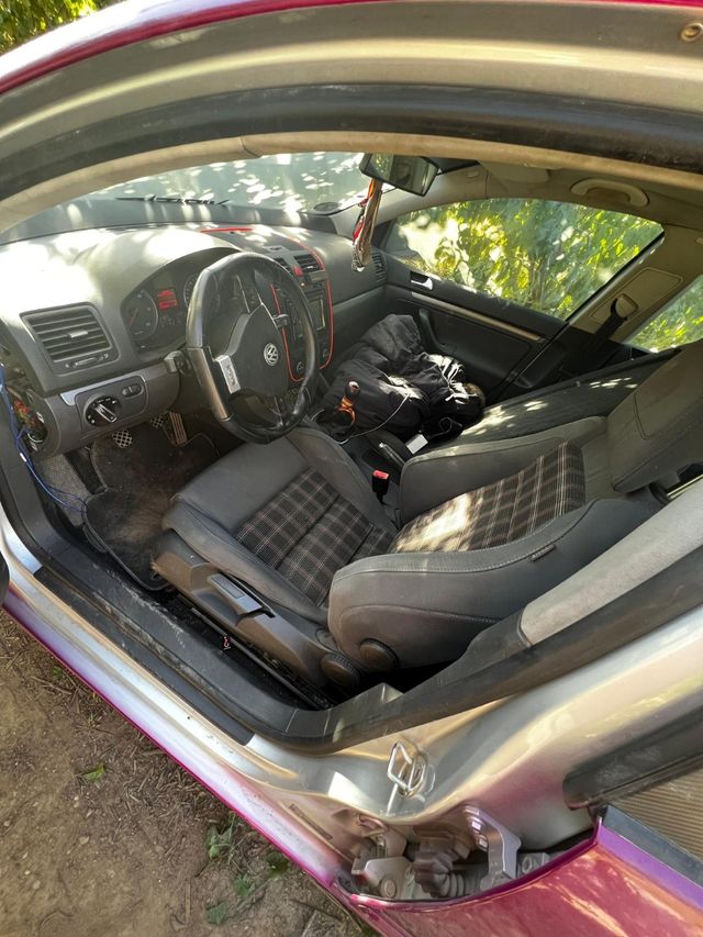 Volkswagen Golf 2005