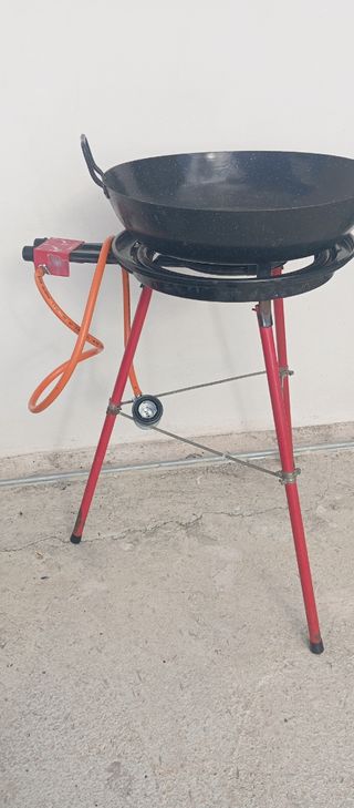 Último precio Paellero con sartén grande.