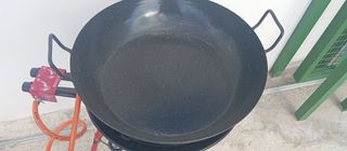 Último precio Paellero con sartén grande.