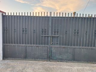 Puerta entrada campo