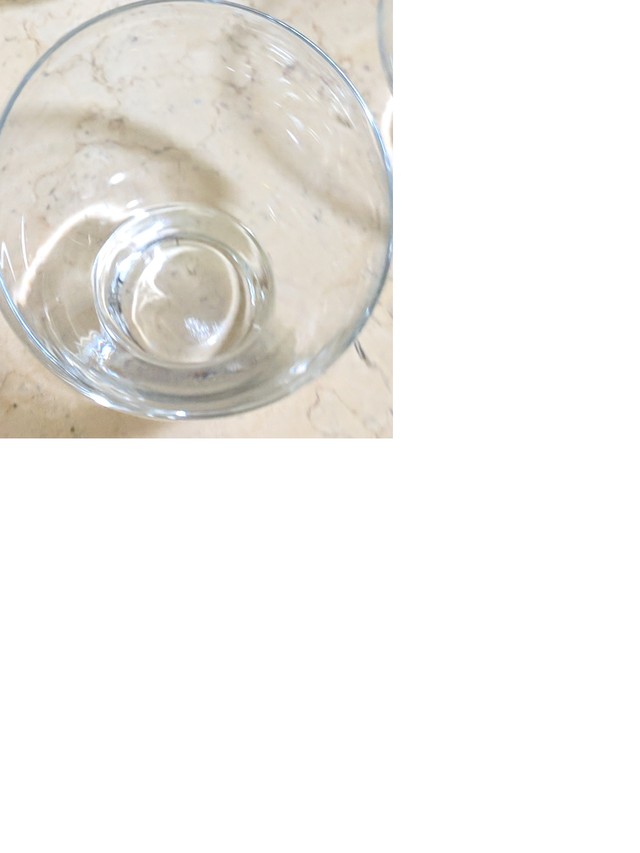 Vendo BICCHIERI PIATTI E SERVIZI DA TAVOLA