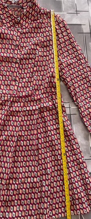 Vestito con fantasia a quadri