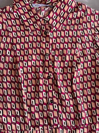 Vestito con fantasia a quadri