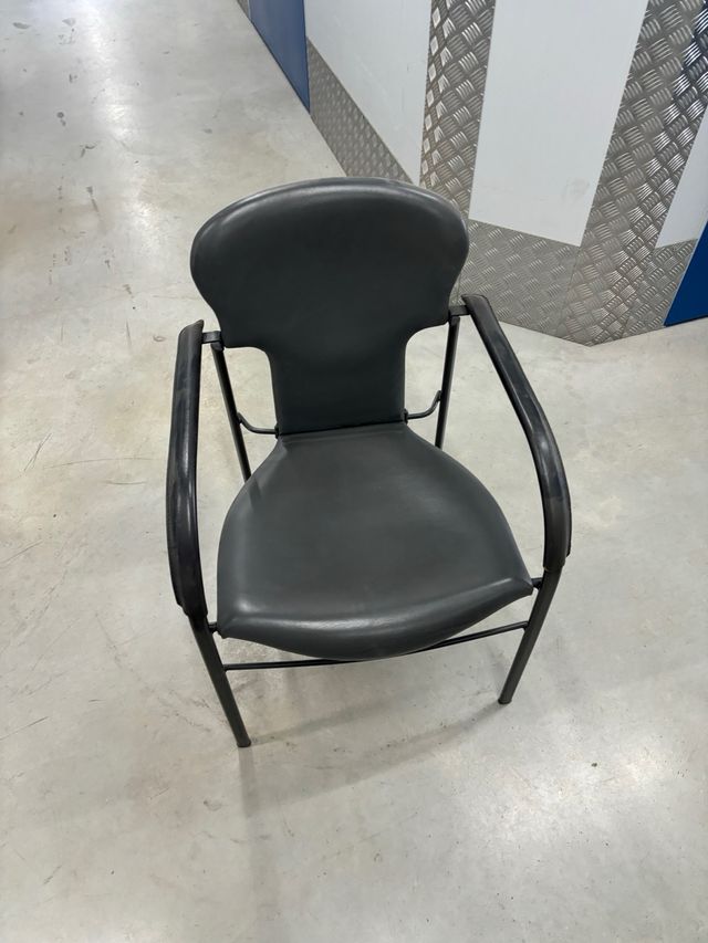 Silla de diseño Varius