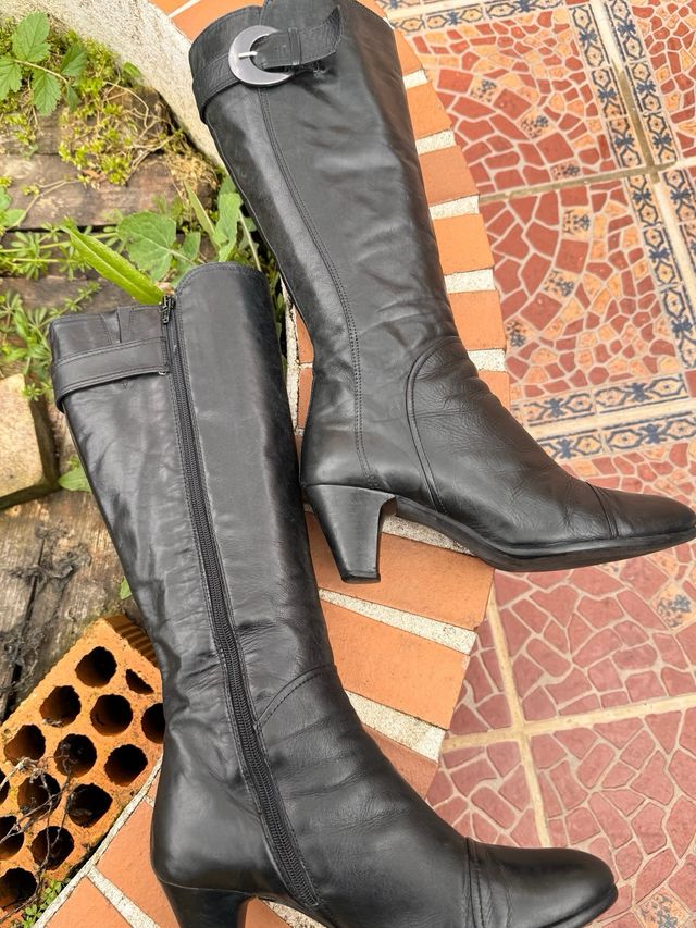 Stivali con tacco alto 100% pelle