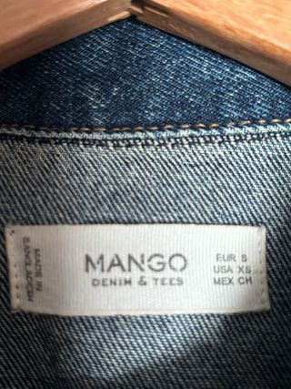 Cazadora vaquera MANGO Talla S 