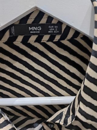 Camisa satinada talla XS