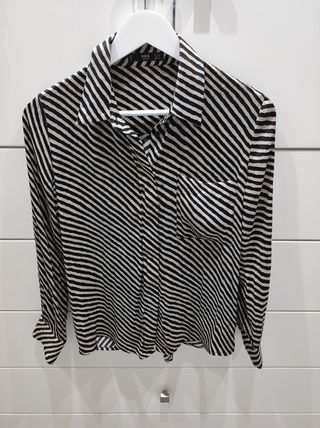 Camisa satinada talla XS