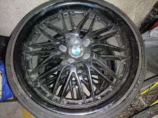 Llantas 16 de mercedes pero pueden valer para otro