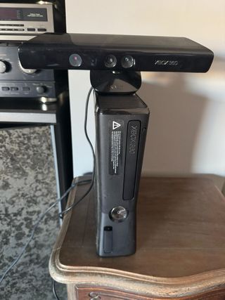 Xbox 360 con camara de realidad virtual con juego