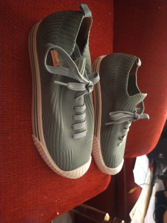 Zapatillas chica talla 37