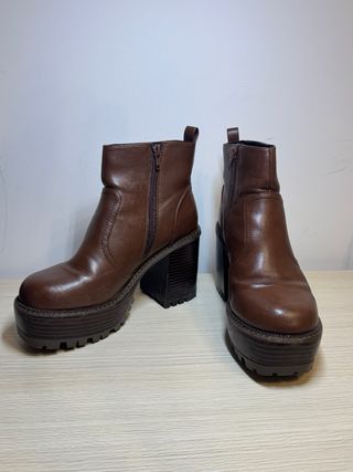 Botines marrones